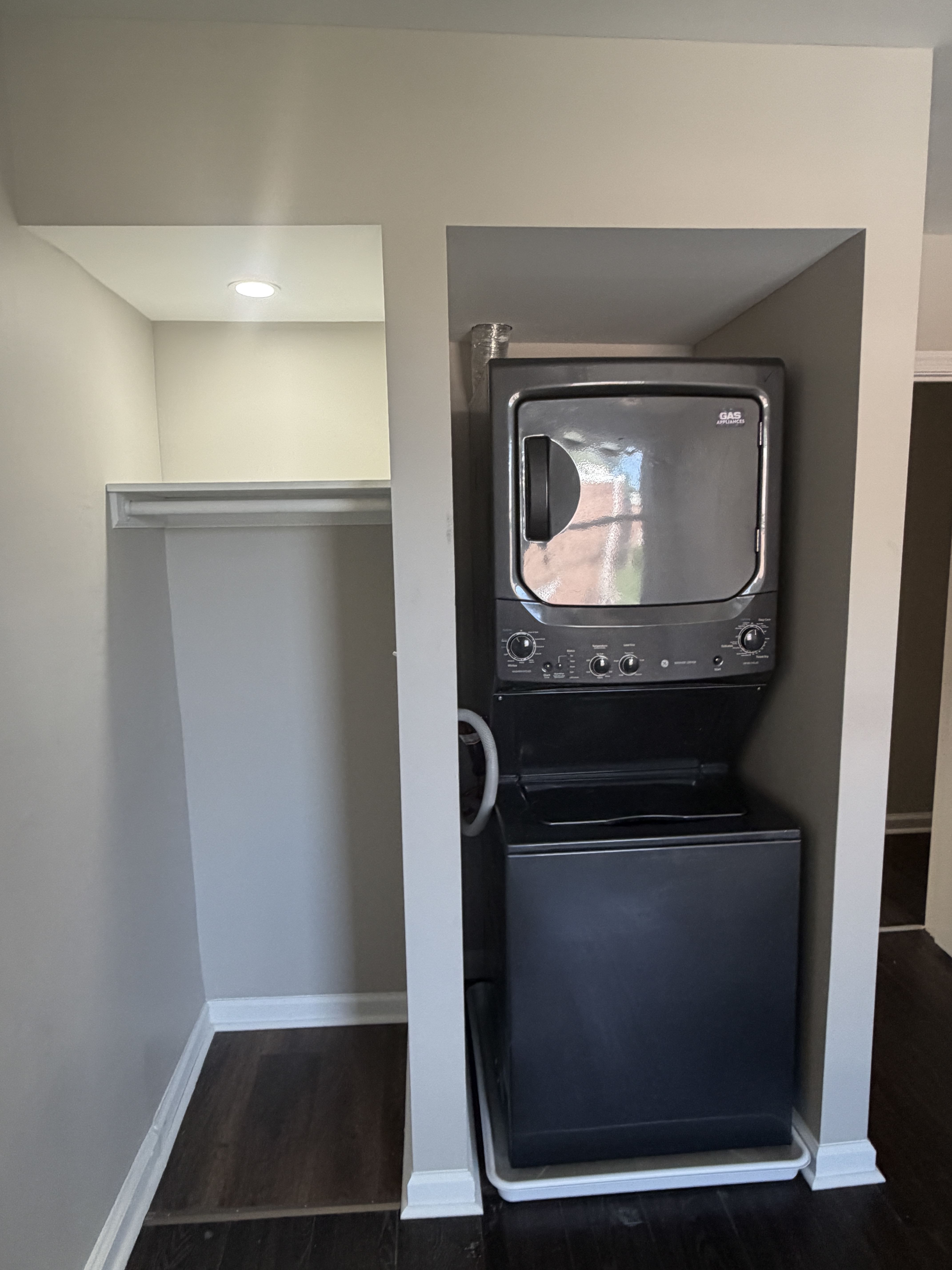 8007 Mansfield Ave – photo 5