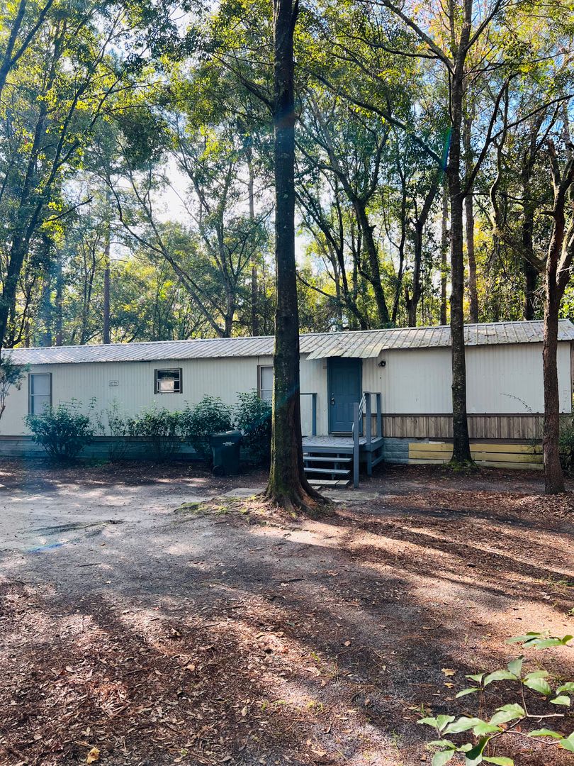 Coming Soon 2 Bedroom 2 Bathroom Single Wide Mobile Home – photo 2