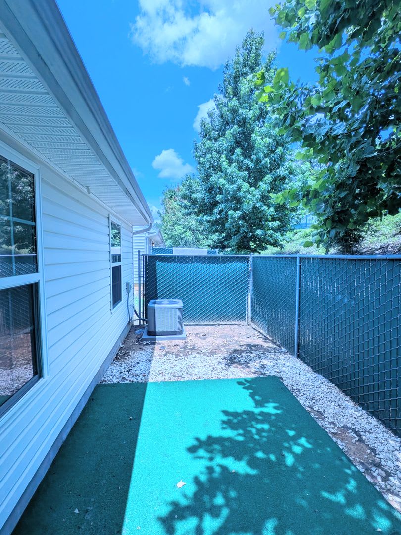 526 Edgecliff Lane Evans Ga 30809 – photo 2