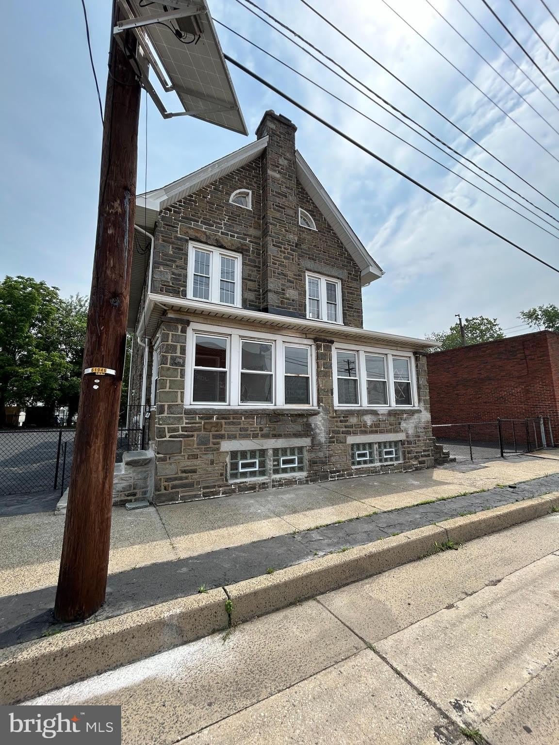 825 JERSEY Avenue – photo 2