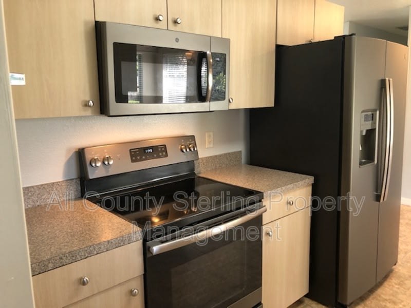 825 Driver Ave. – photo 4
