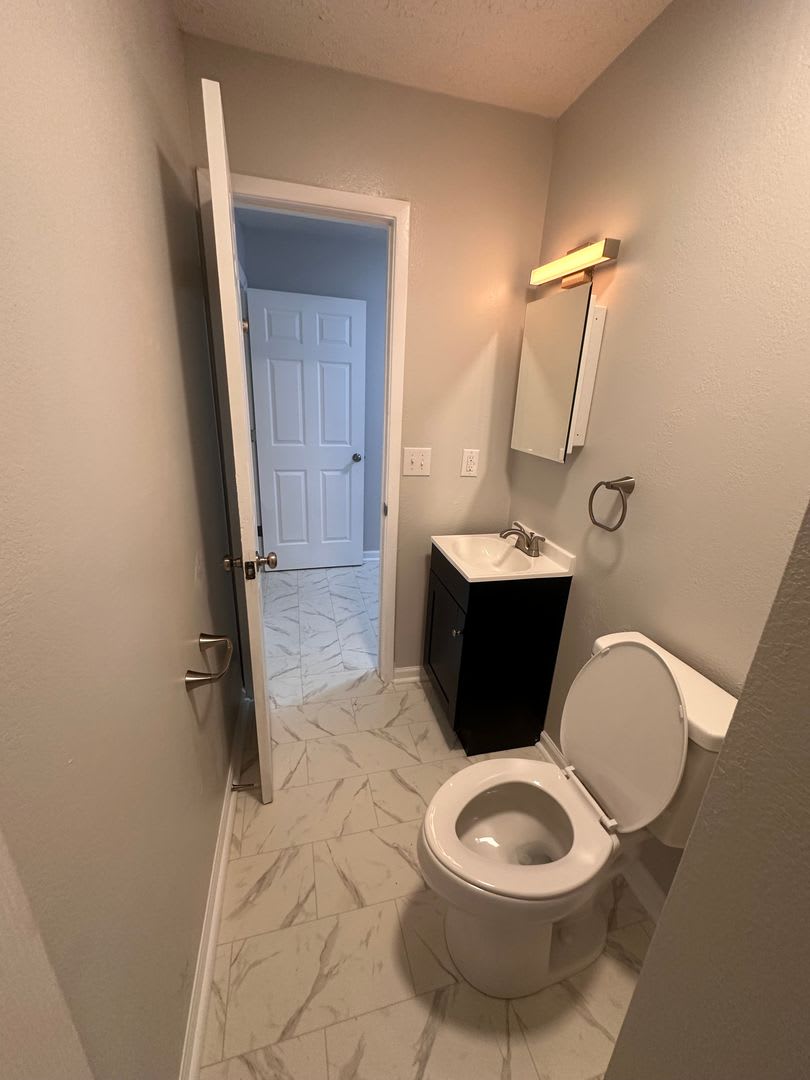 3 bed 1.5 bath newly updated home located in desirable Lawrence Township – photo 4