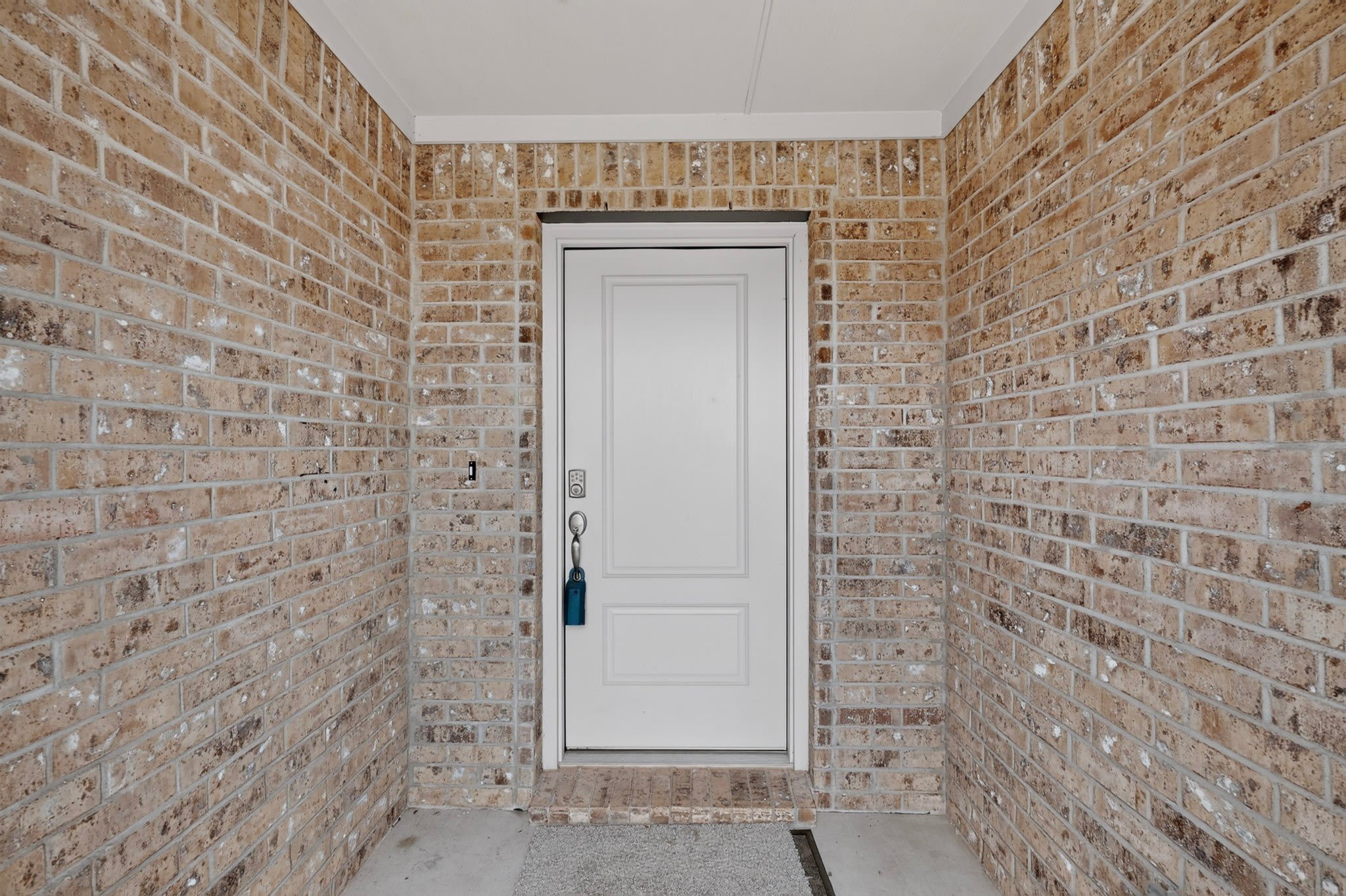 212 Goldfinch Drive – photo 4