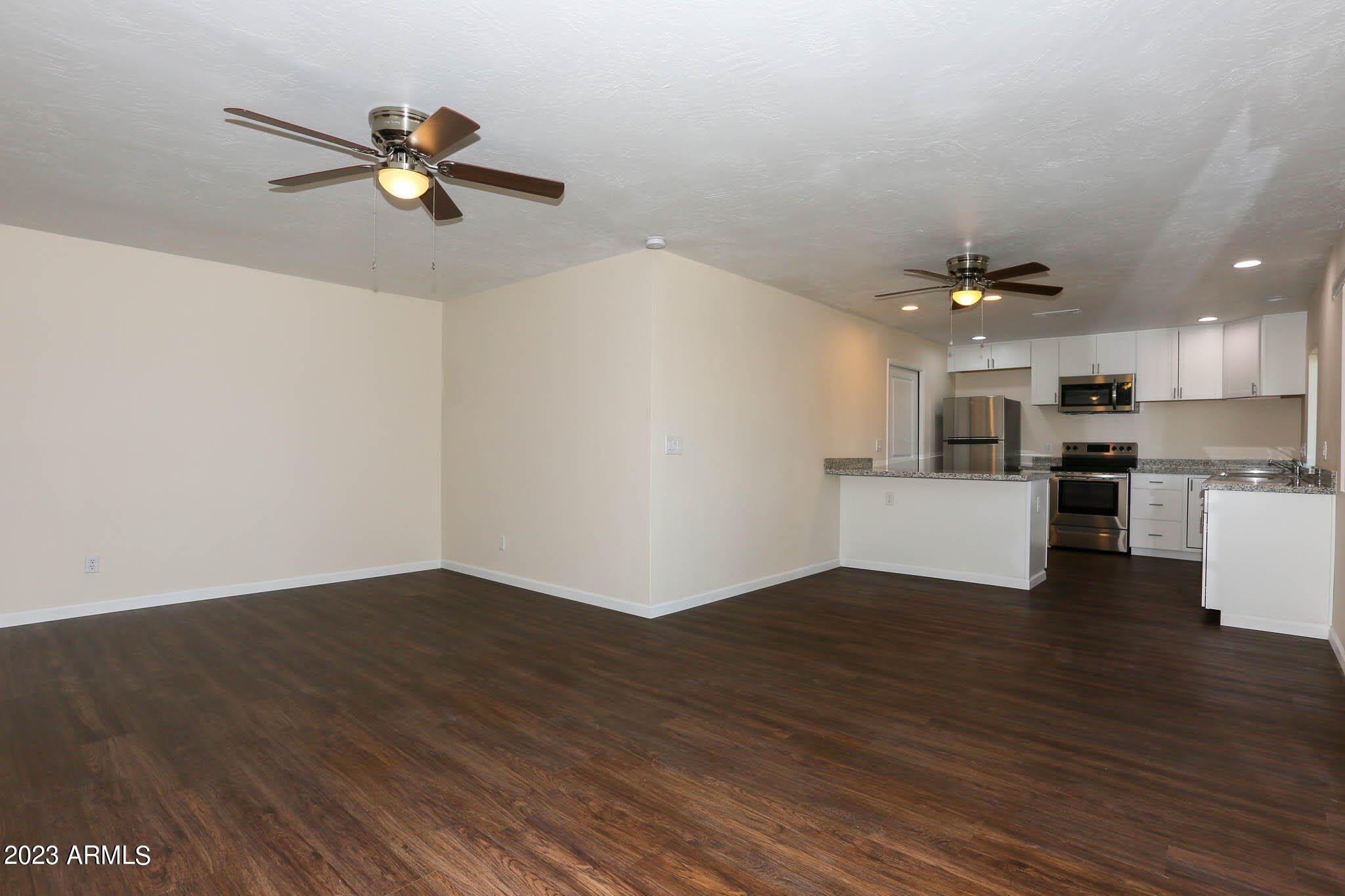 6226 S Hazelton Lane – photo 2