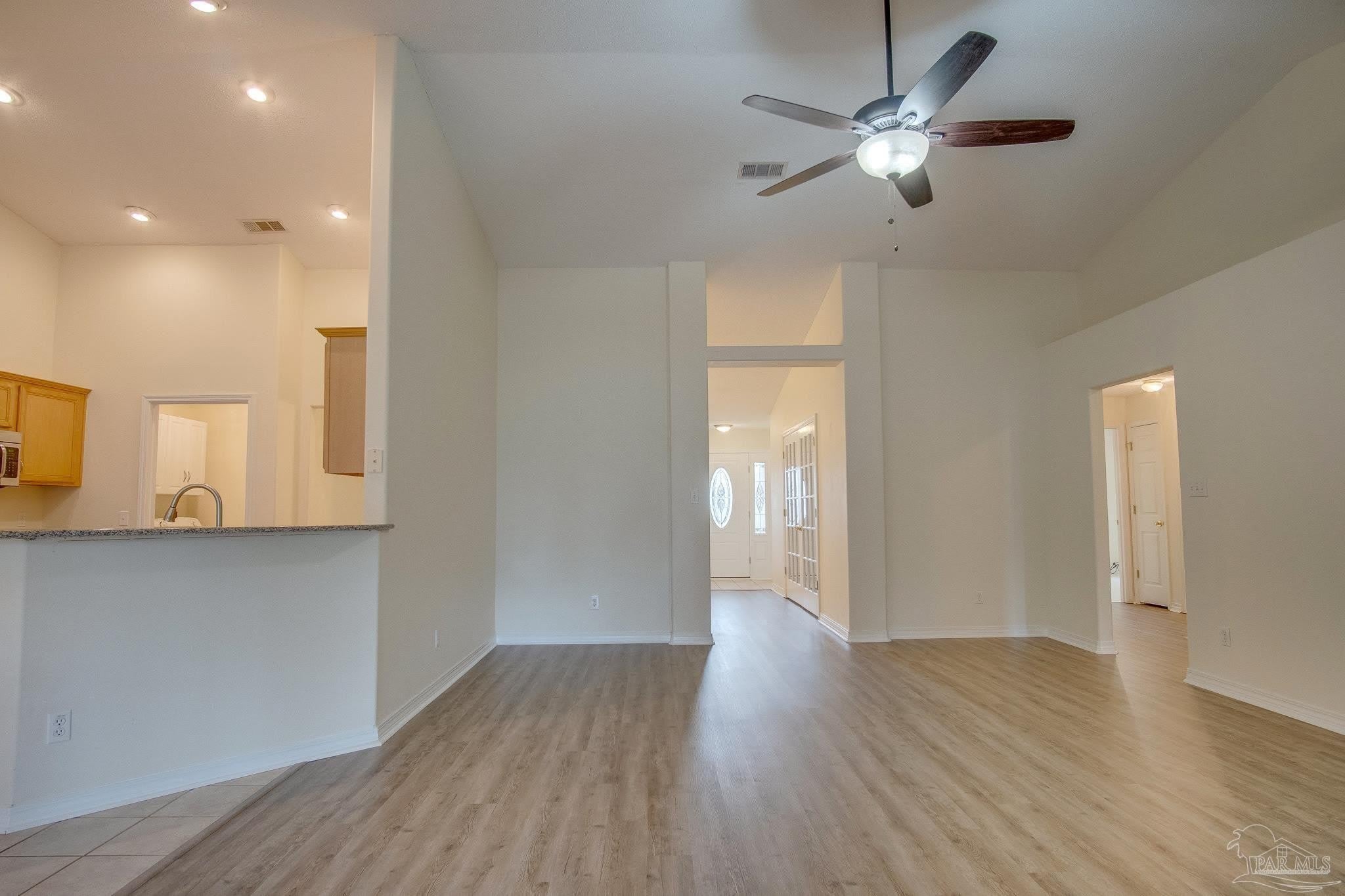 3012 Classic Dr – photo 4