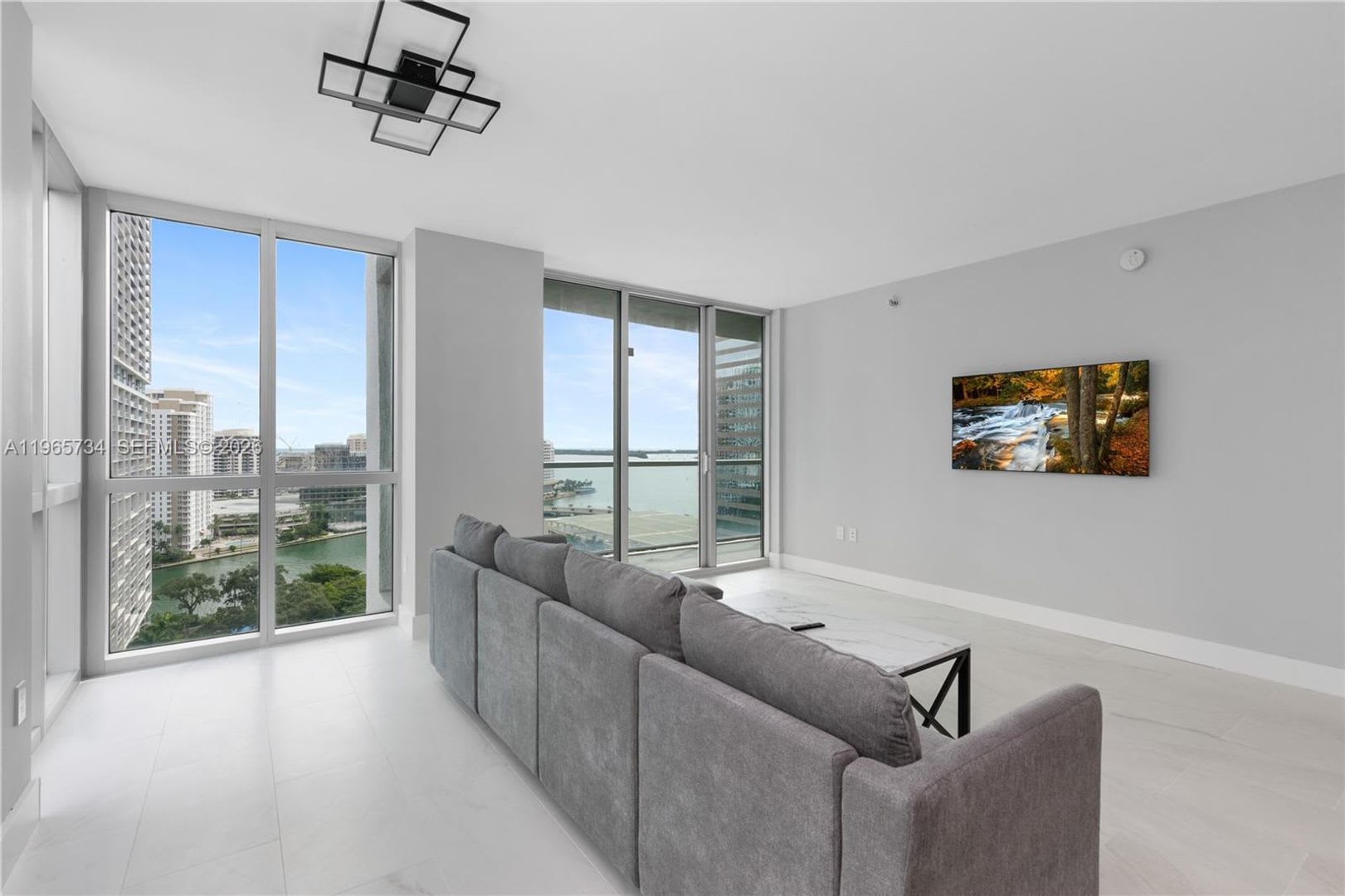 500 Brickell Avenue 1801 Miami Fl 33131 – photo 4