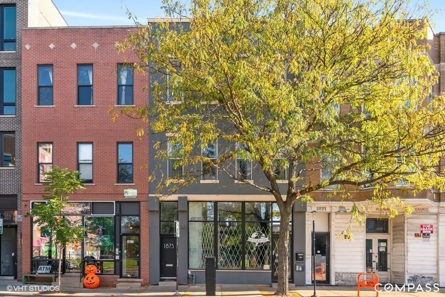 1875 N Milwaukee Avenue – photo 1