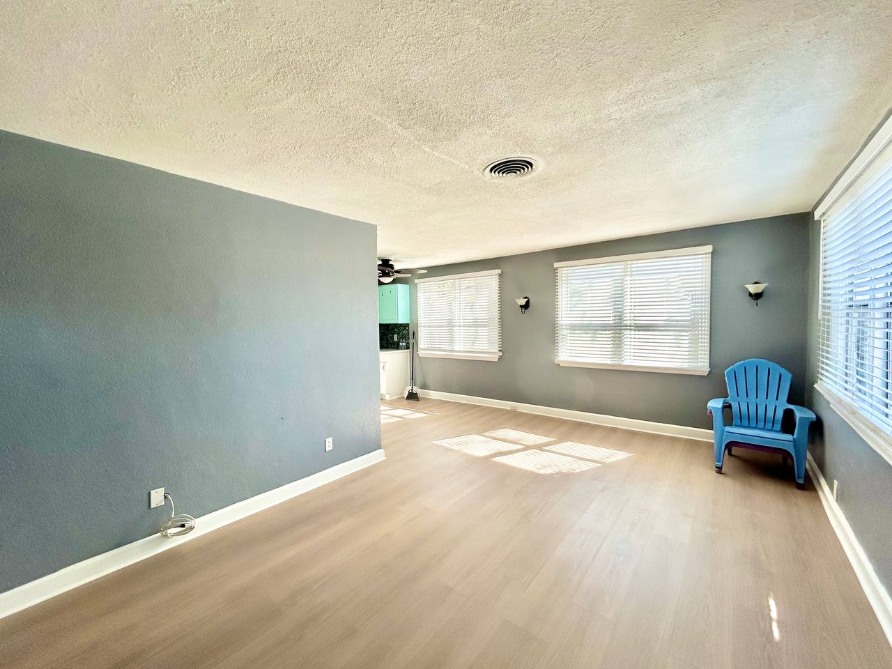 2720 Edwards Ave S – photo 4