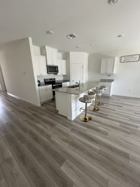 6335 Katrina Drive – photo 2