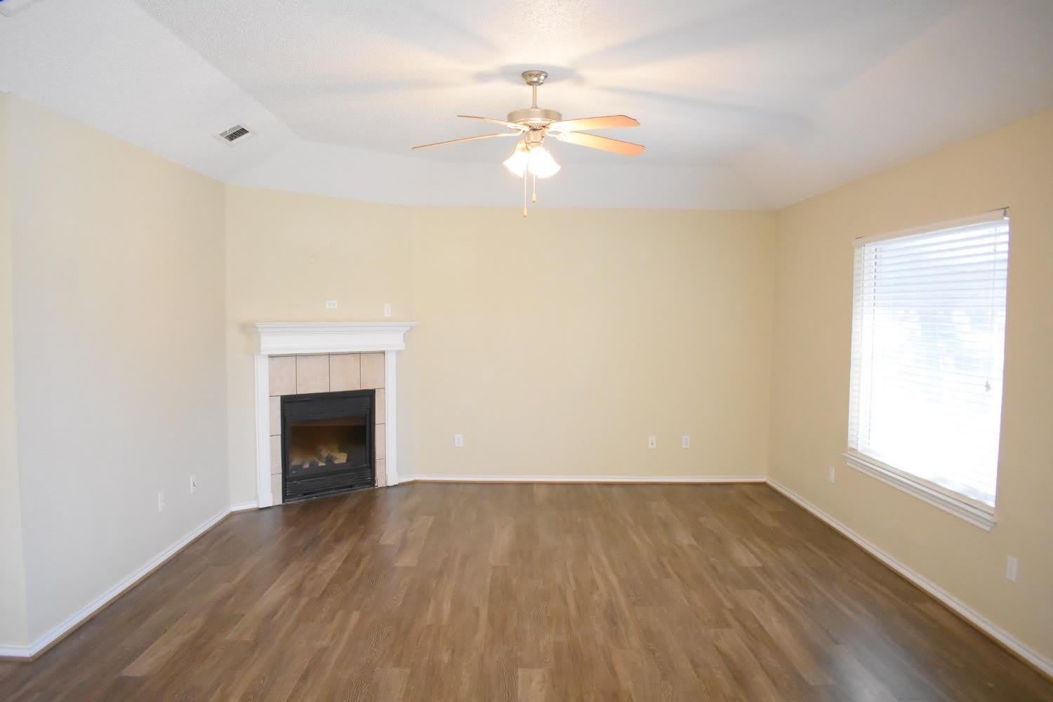 3202 109th Street – photo 2