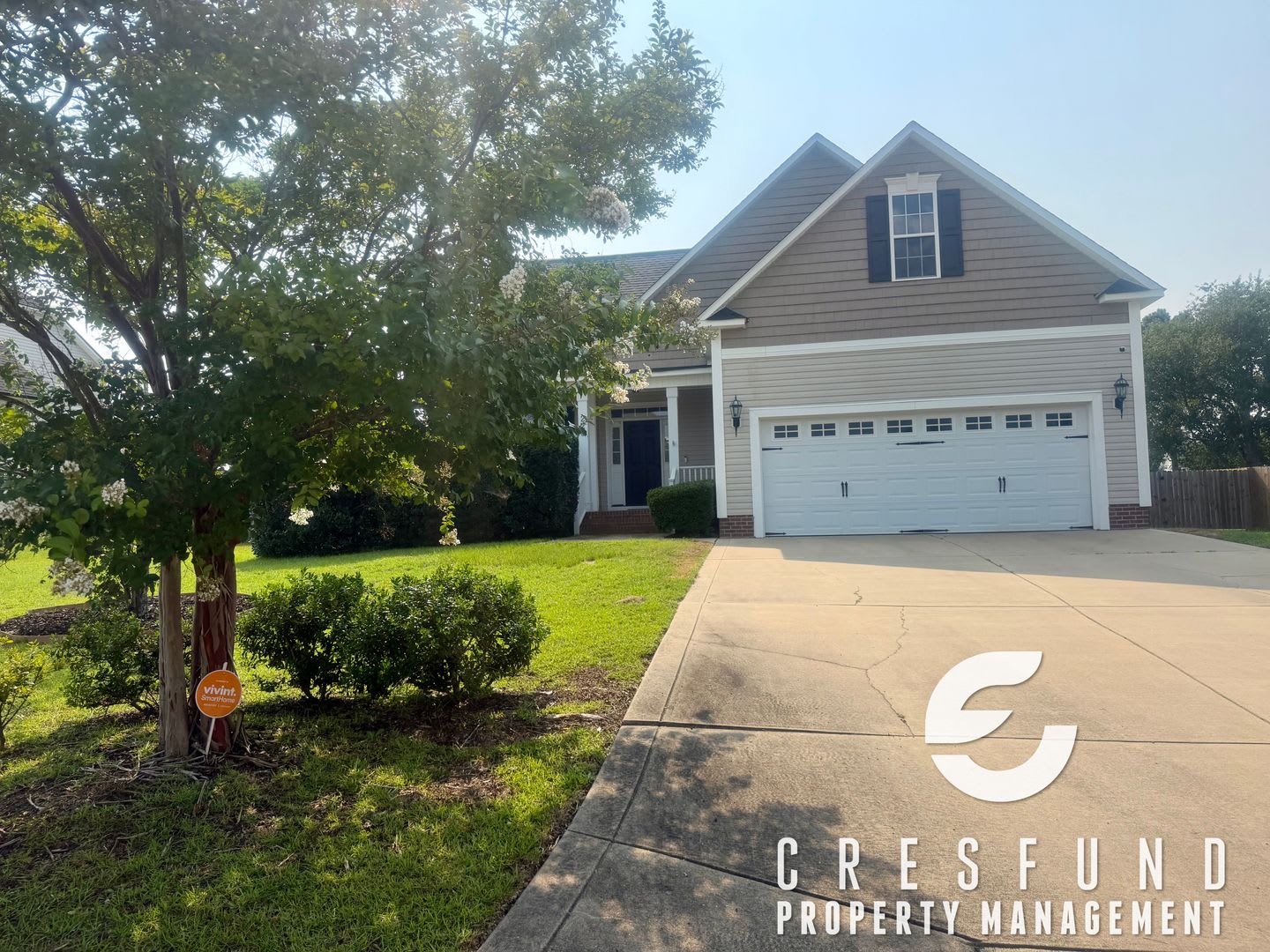 Spacious 3Br 2.5 Bath with Bonus room Fenced in yard – photo 1