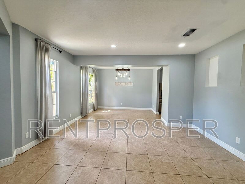 4205 Canby Dr – photo 4