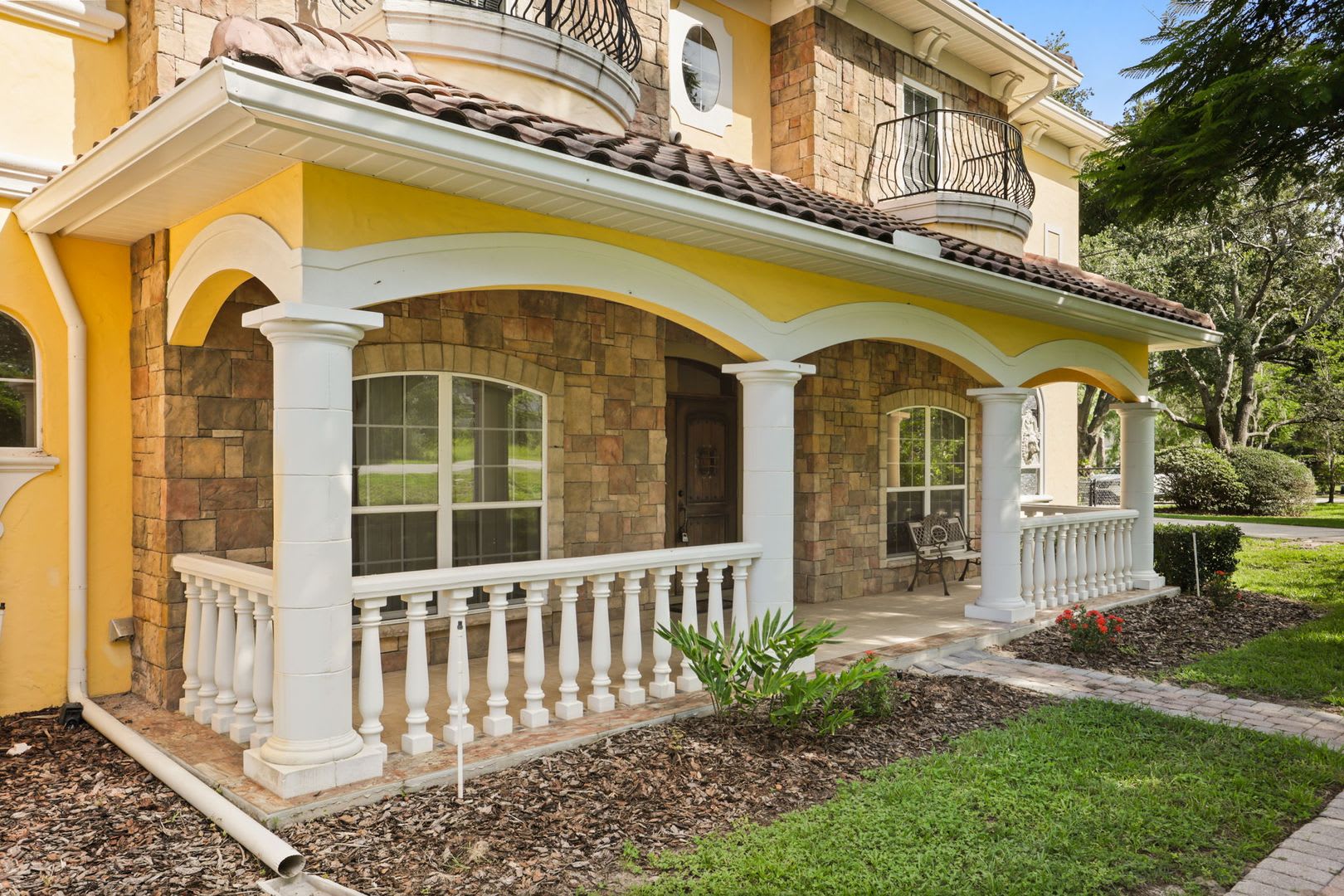 Luxury Lakefront Executive Home with Private In-Law Suite in the Heart of Dr. Phillips – photo 2