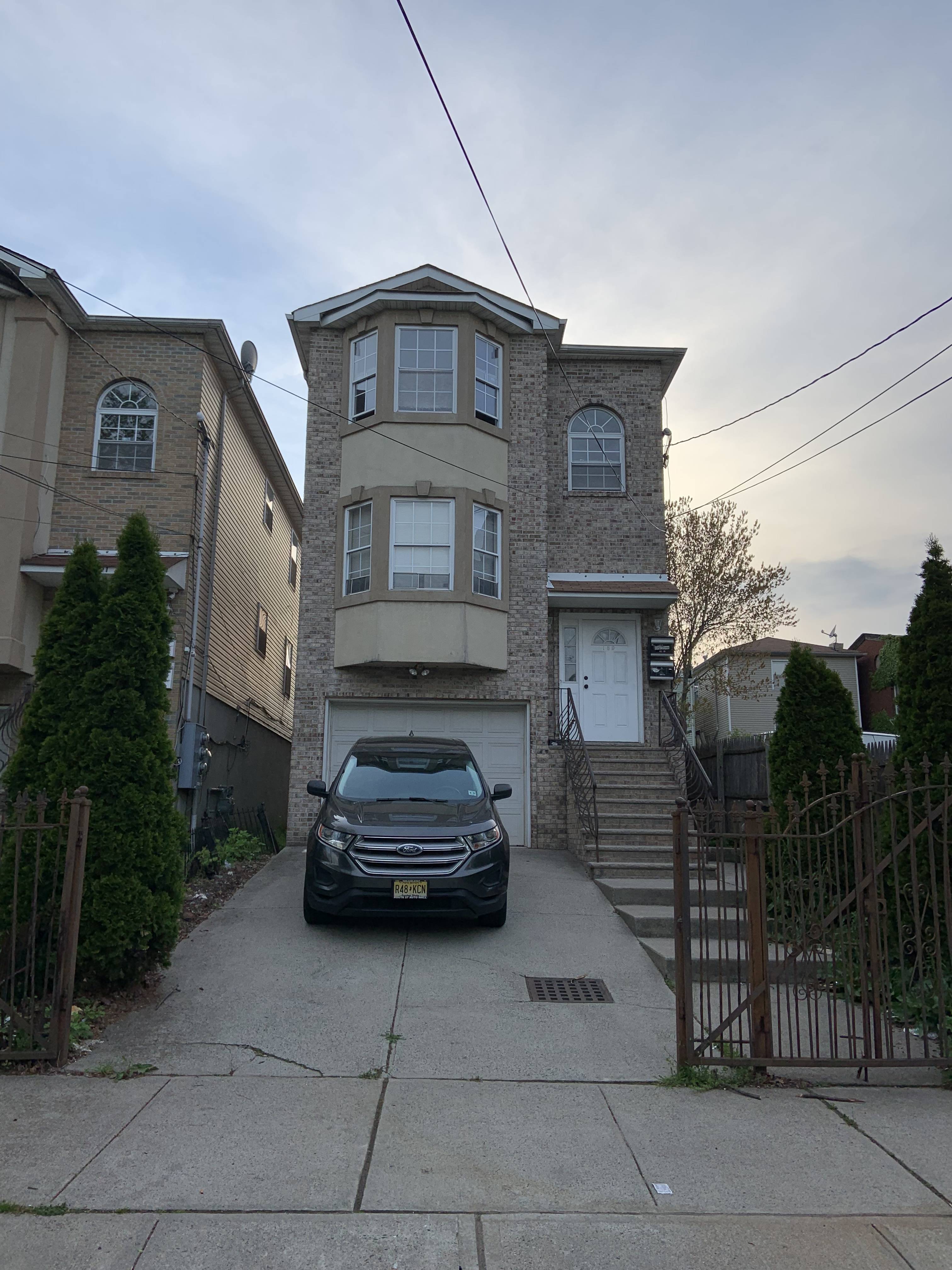 189 Fairmount Ave – photo 1