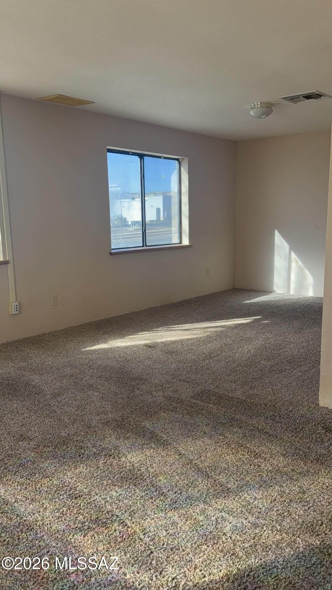 732 W 4Th Street – photo 2