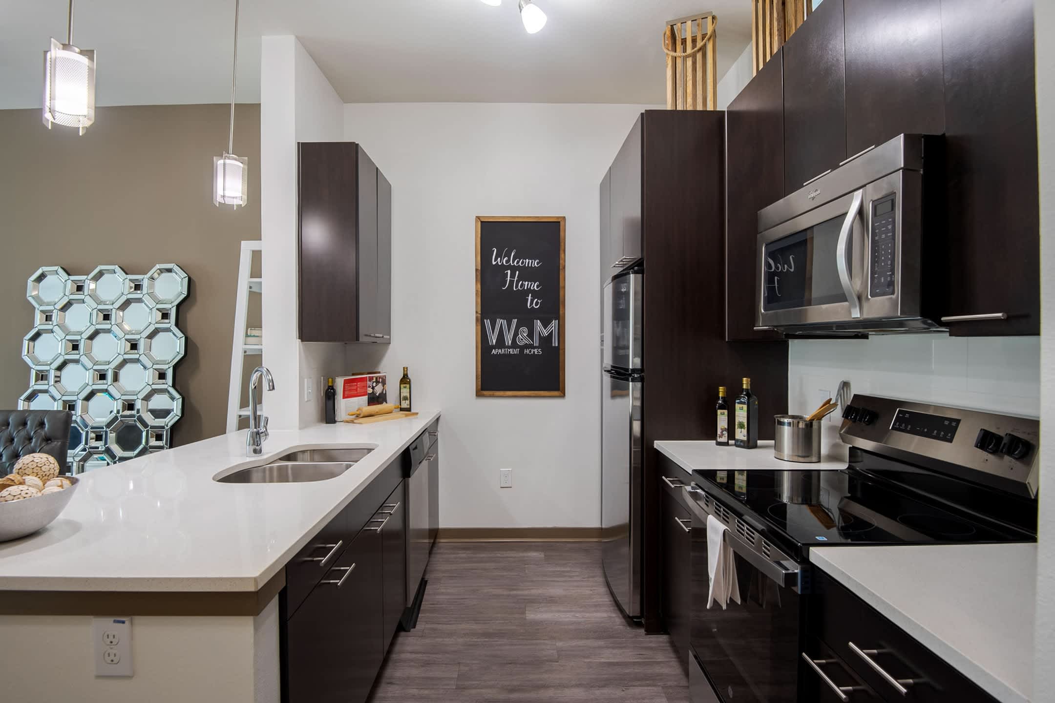 VV&M Apartments – photo 2