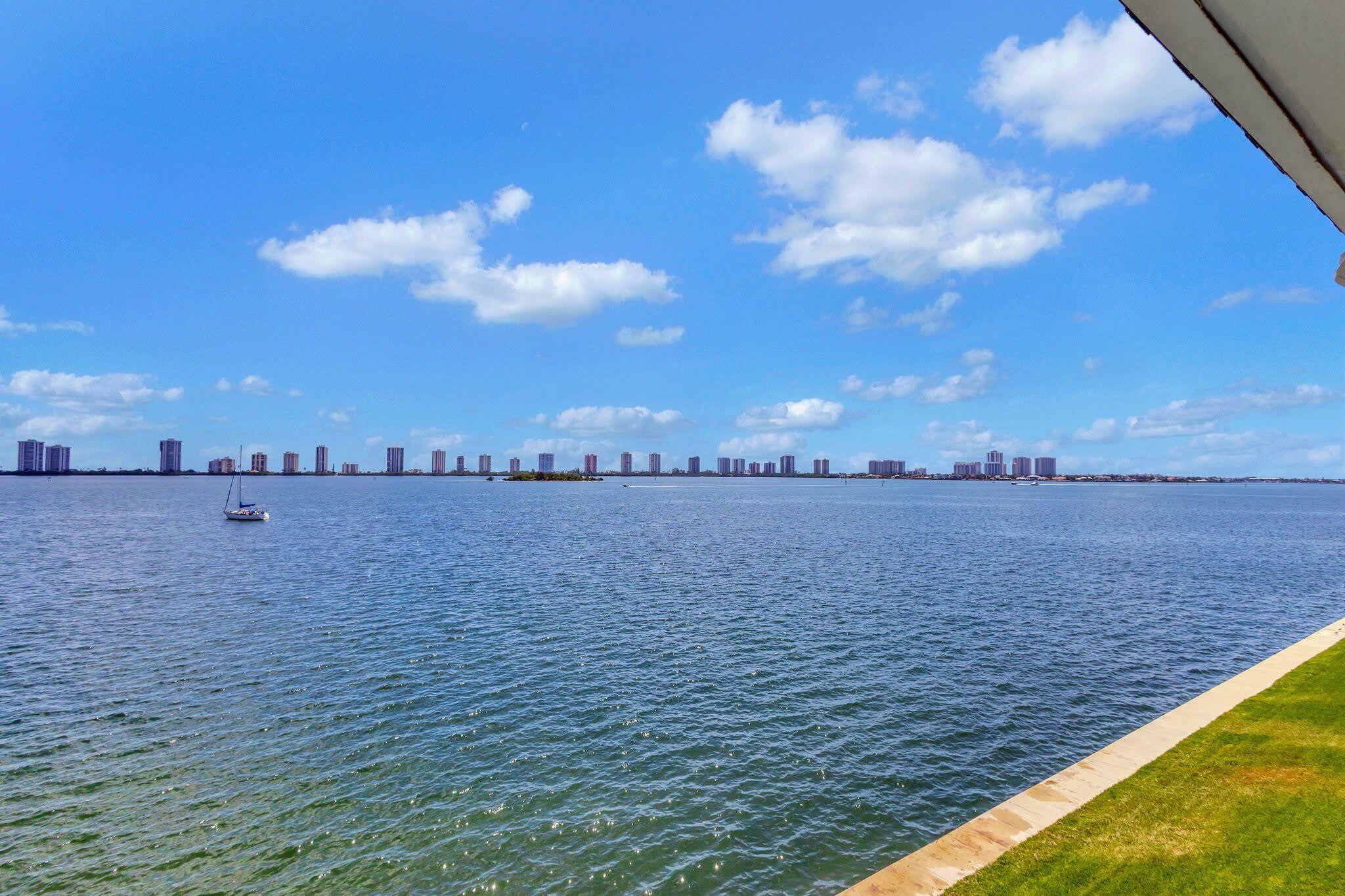 100 Shore Court – photo 3