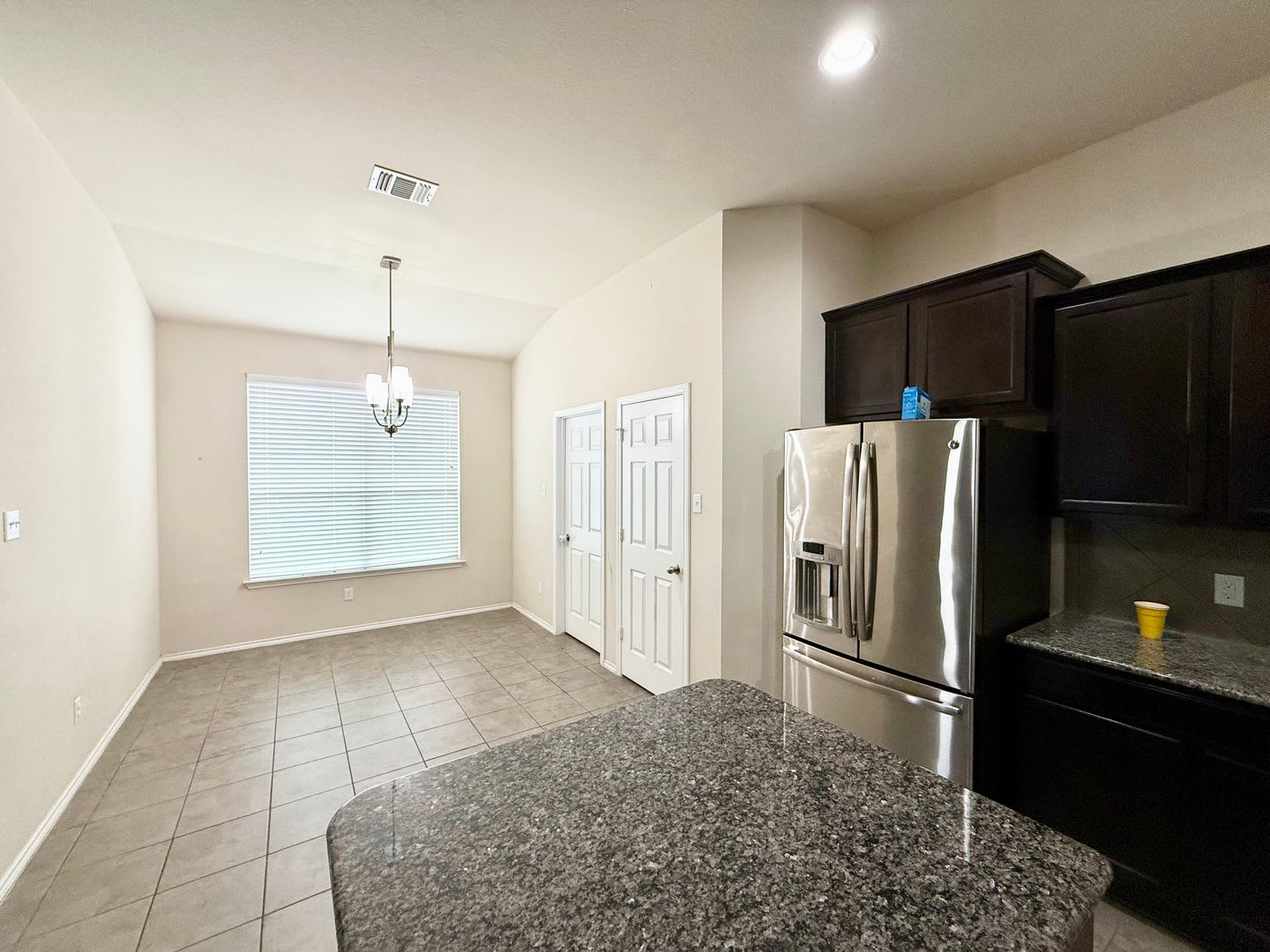 Spacious 4-Bedroom Home on Quiet Cul-de-Sac – photo 3
