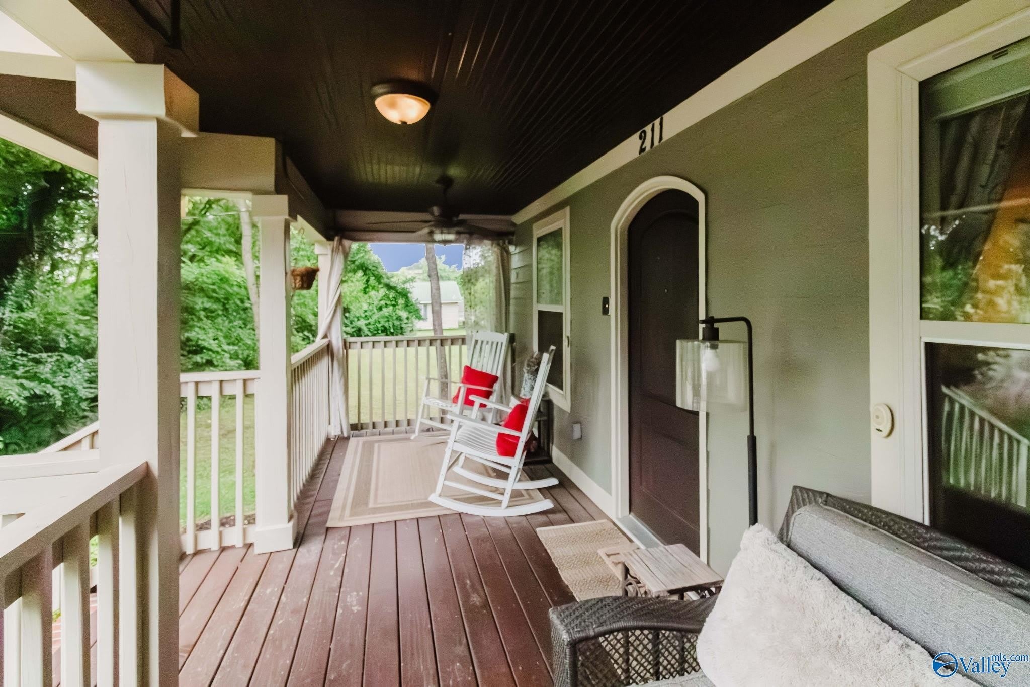 211 Ward Avenue NE – photo 5