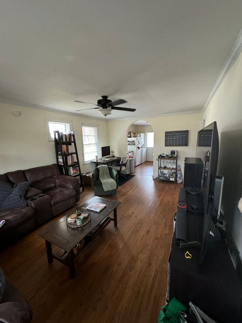 Cute And Quiet West Side Duplex – photo 3