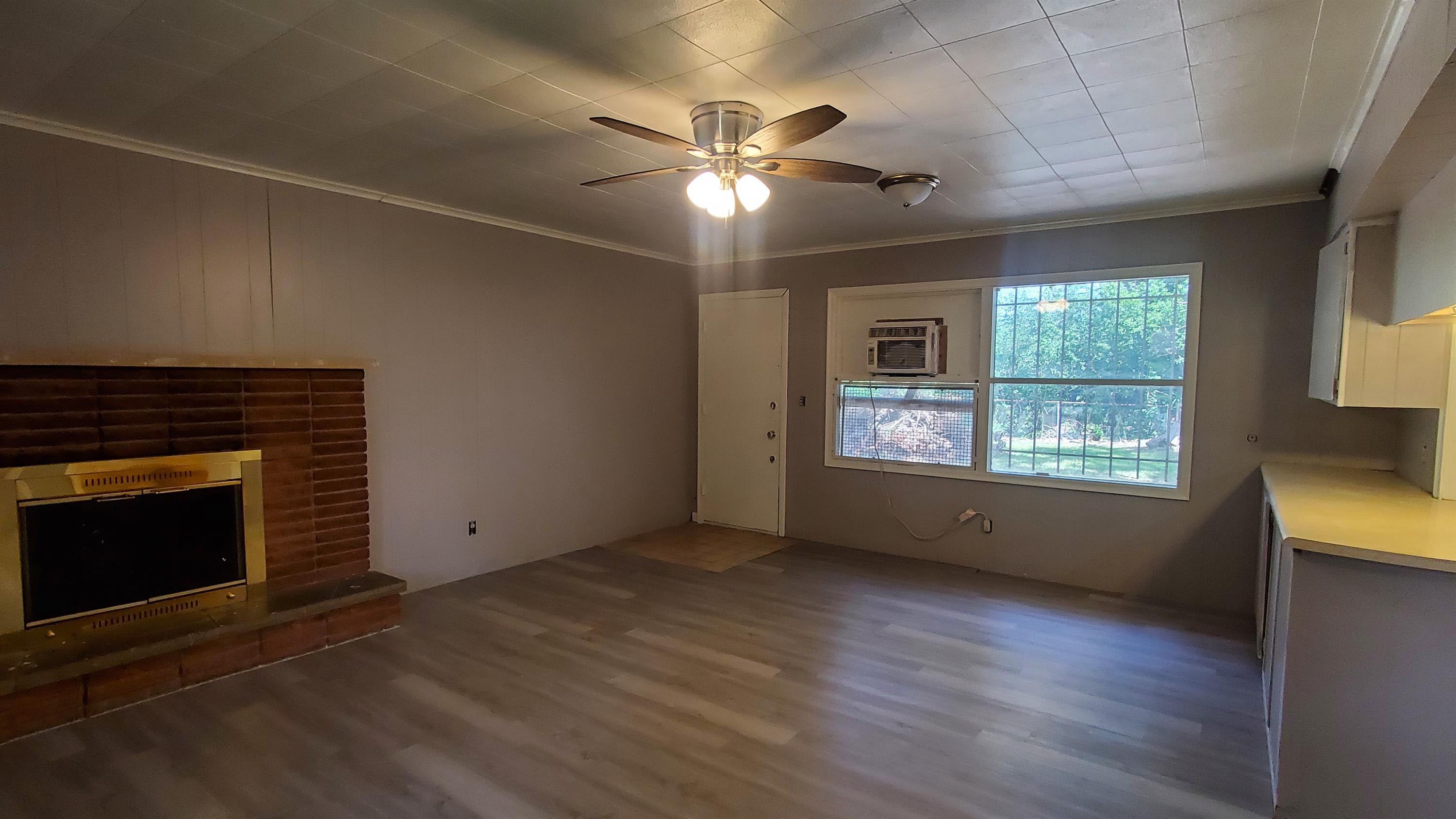 1716 Briarwood – photo 3
