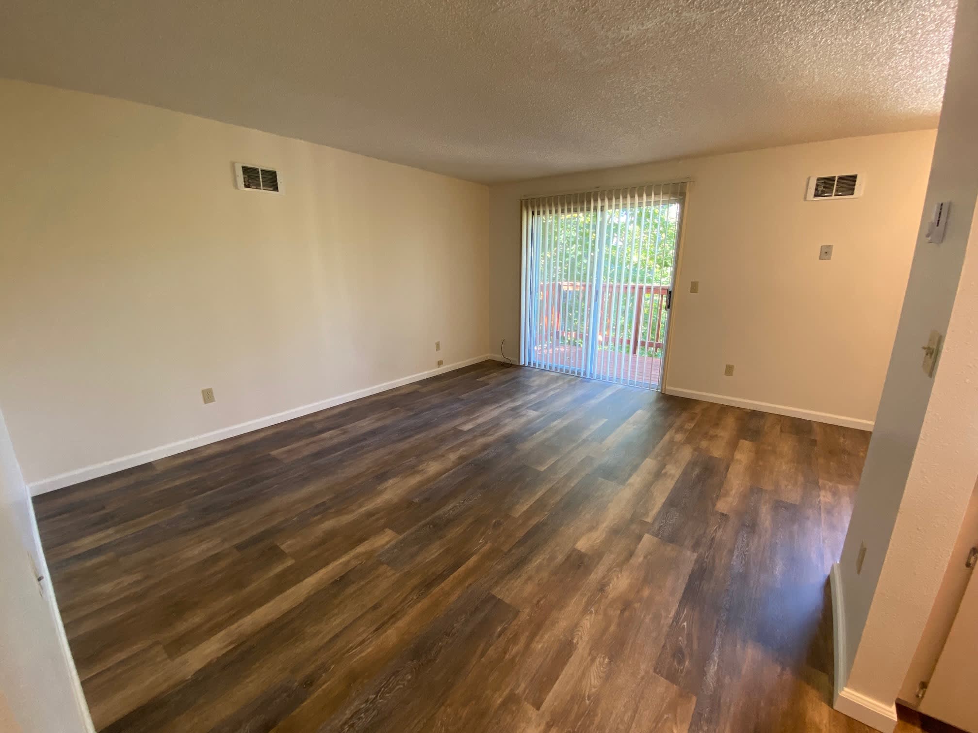 3367 Ratcliff Lane SE – photo 2
