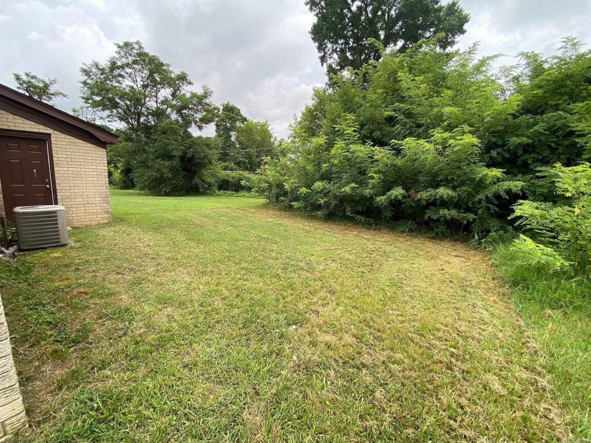 715 Smart Street – photo 2