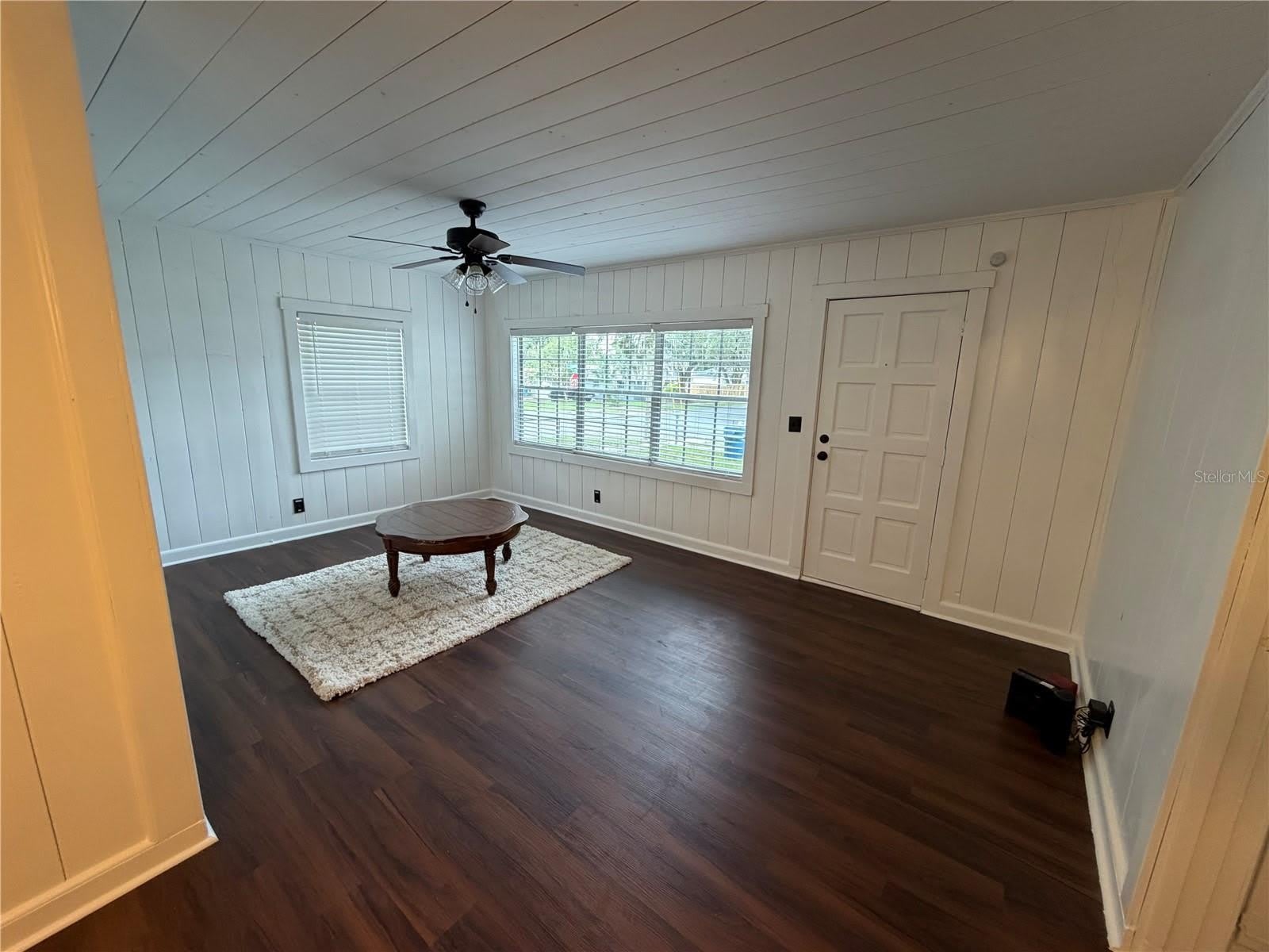 118 E PINE Street – photo 3