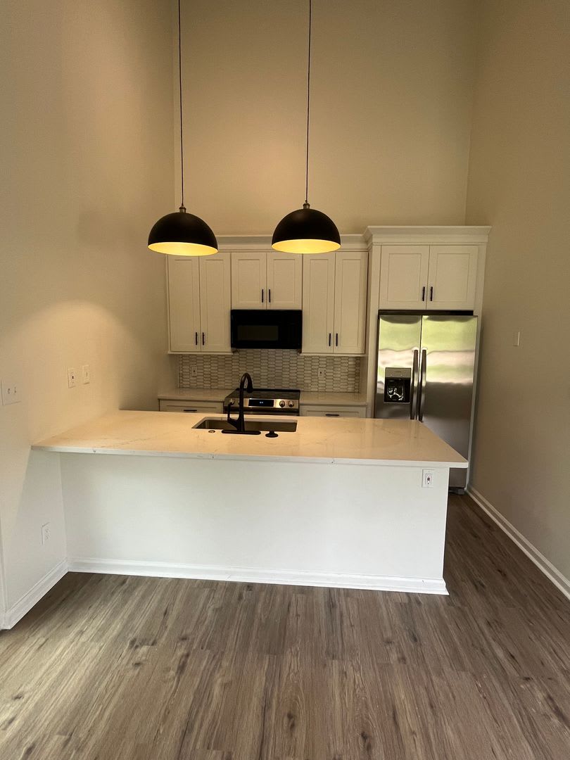 3 Bed 3 Bath Condo Located in Golf Club Gated Community – photo 3