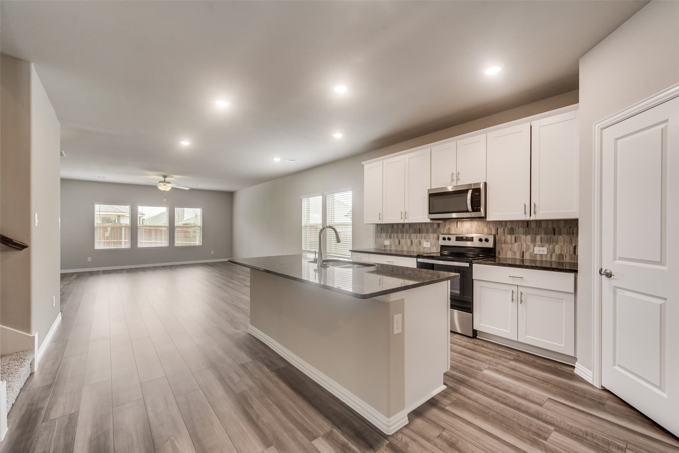 1508 Mineral Point Place – photo 4