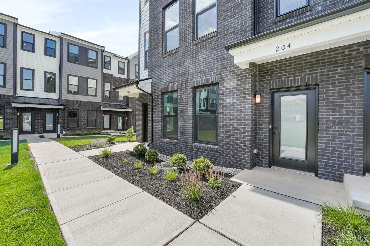 204 Lyla Lane – photo 1