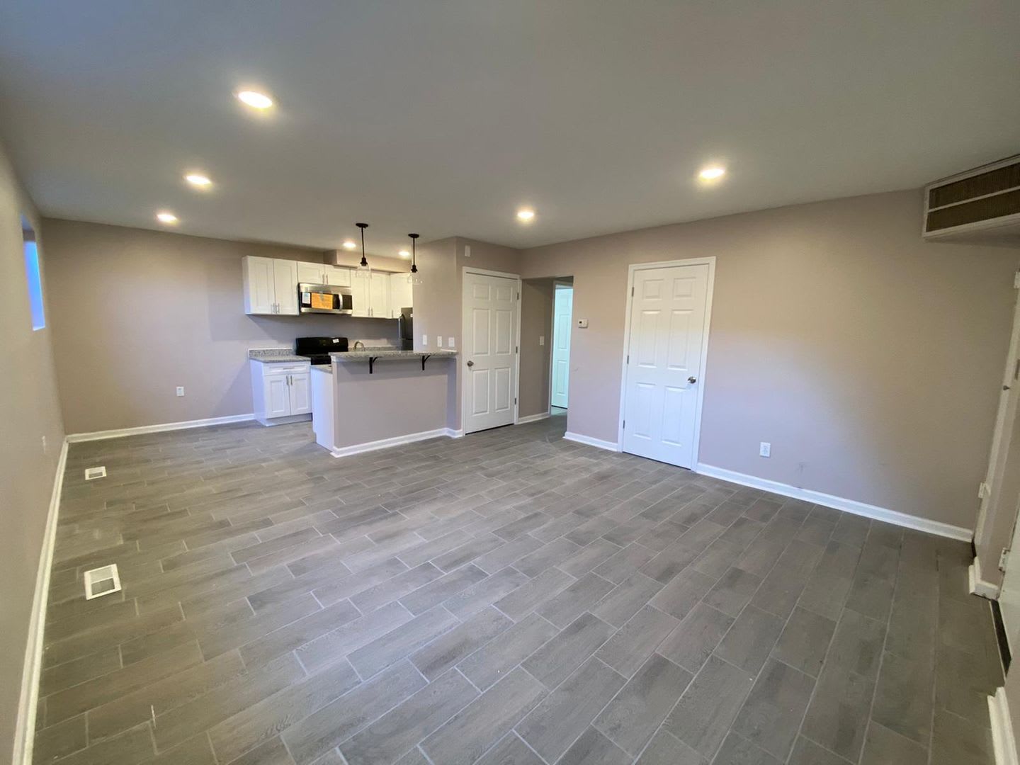 Sinai Ridge Apartments – photo 2