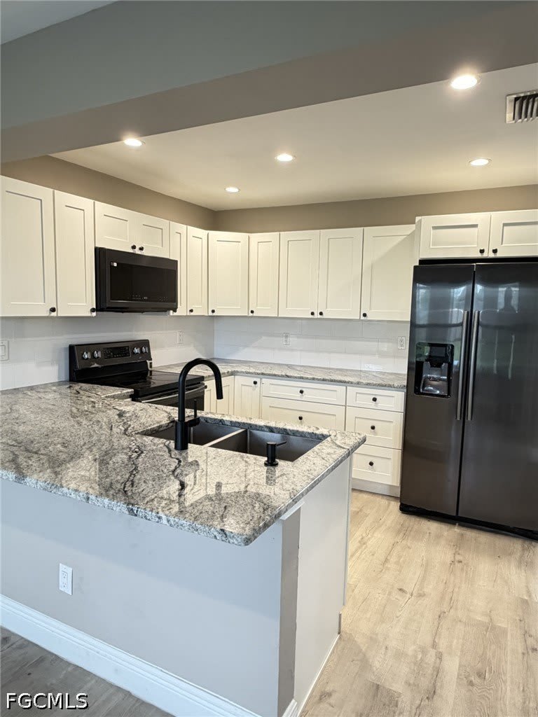 4140 SW 6th Place – photo 4