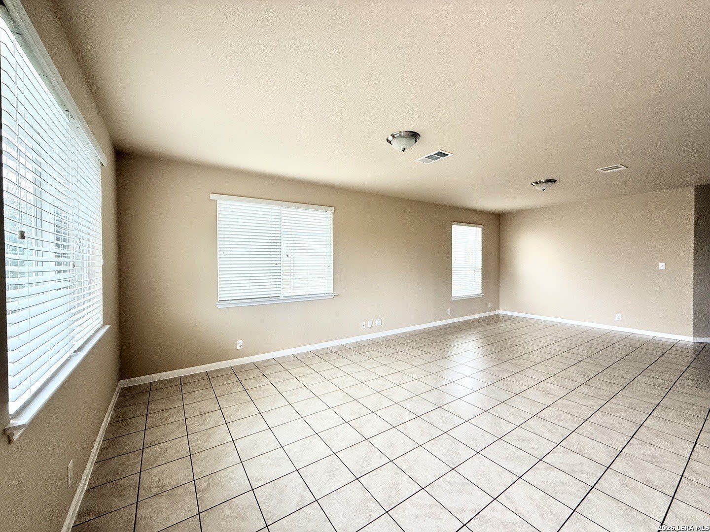 474 CENTINELA ST – photo 5