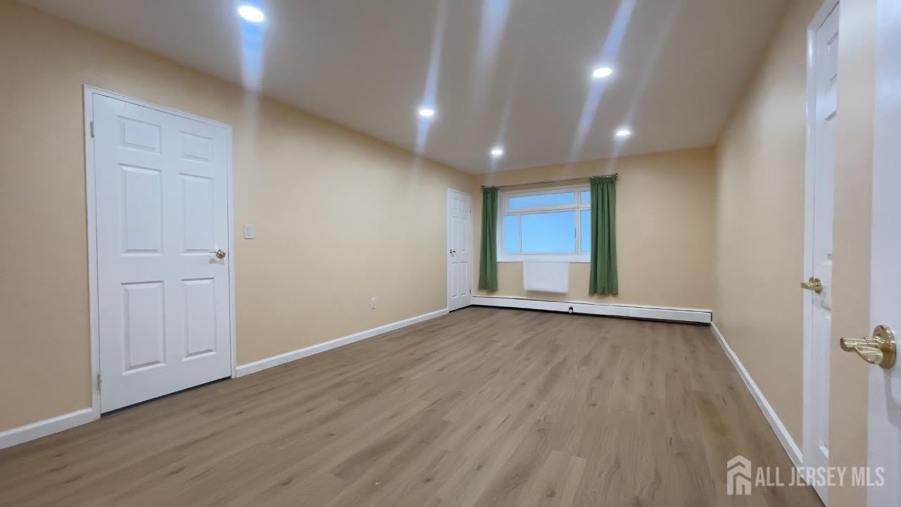 16 Lake Avenue – photo 2
