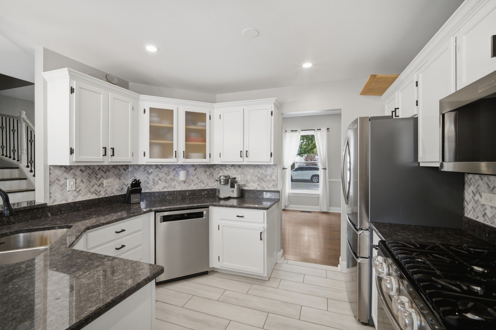 843 Newbury Court – photo 5