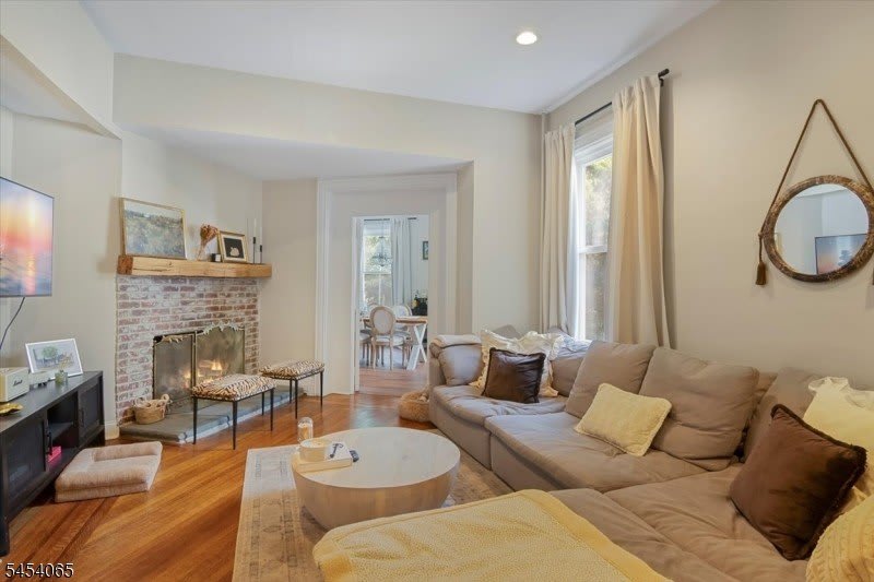 46 Hazelwood Rd – photo 3