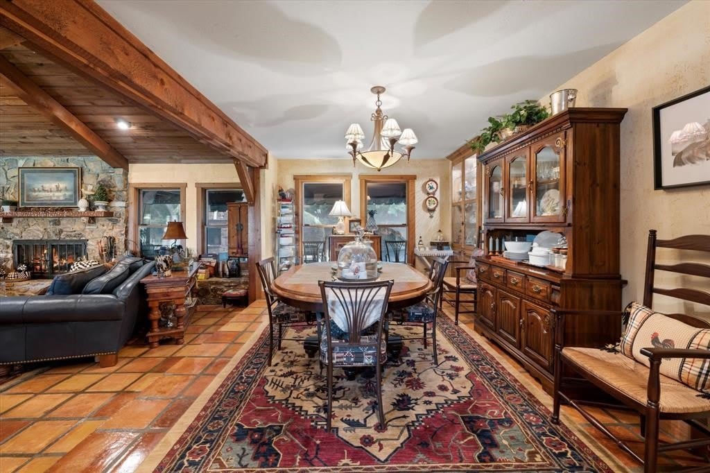 1382 E Black Jack Road – photo 5