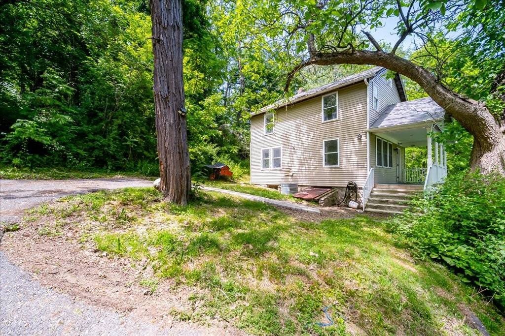 629 South Road – photo 3