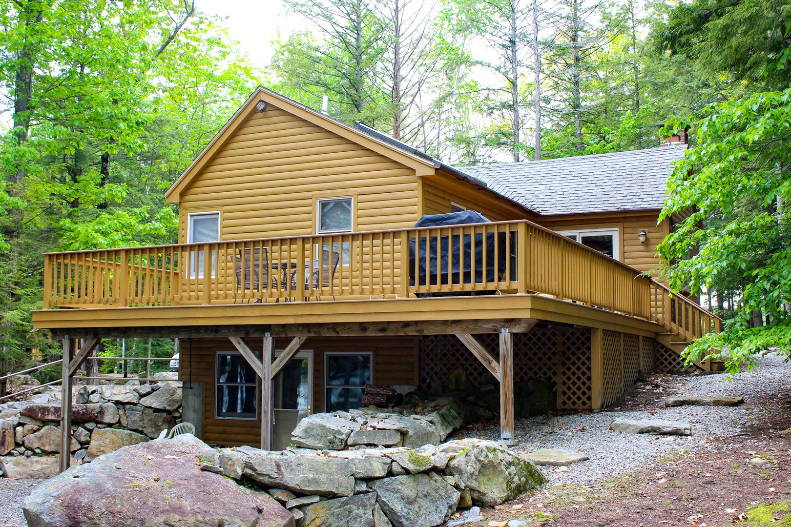 **WINTER RENTAL** Waterfront 2 Bedroom Waiting To Be Called Home Away From Home – photo 2