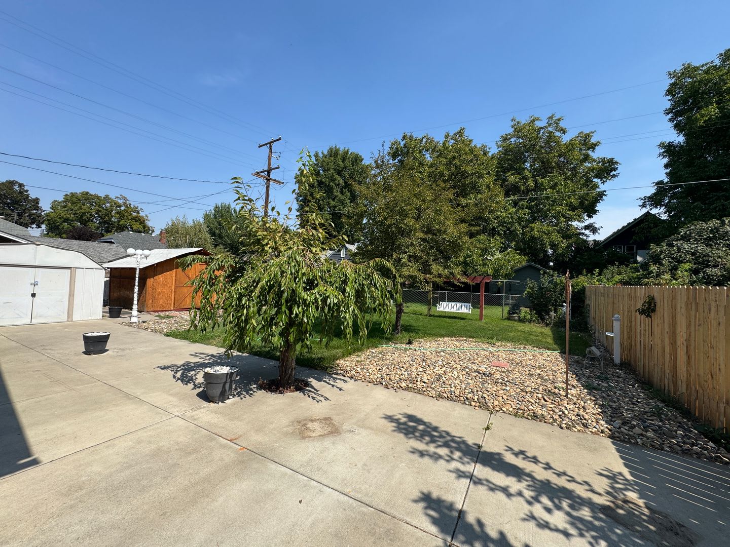Non-Refundable & Security Deposit Total: $1900.00 – photo 3
