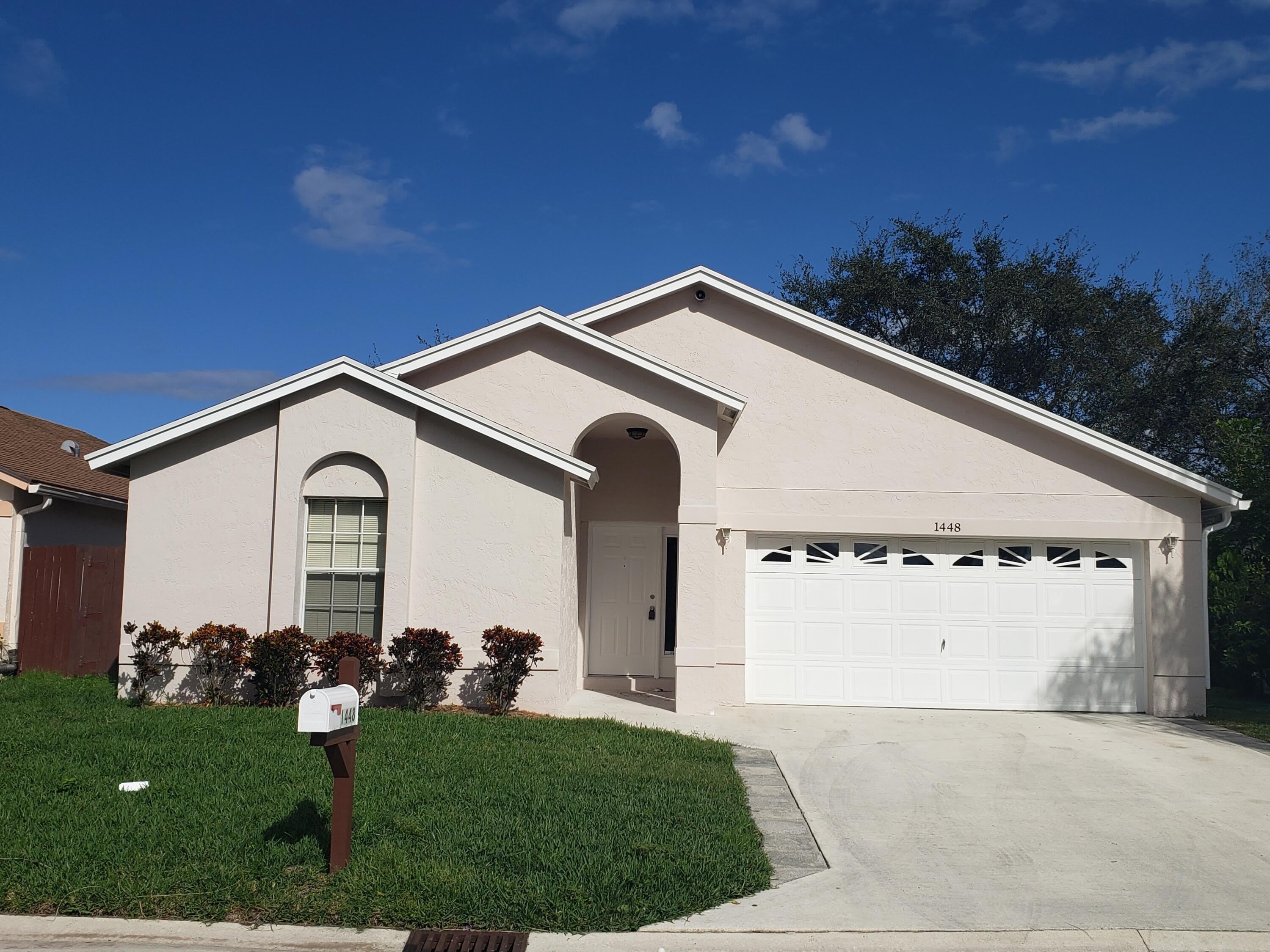 1448 Waterway Cove Drive – photo 1
