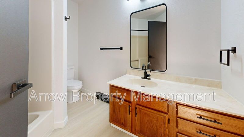 205 E Arbor-201G – photo 5