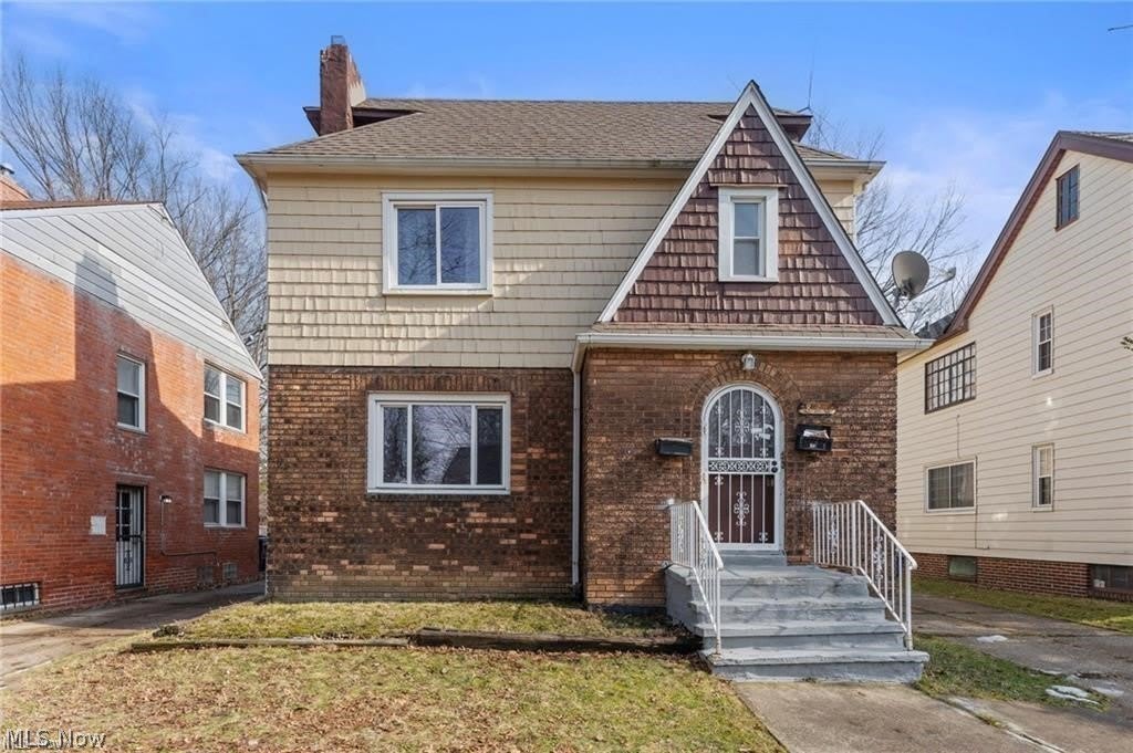 876 Eloise Drive – photo 1