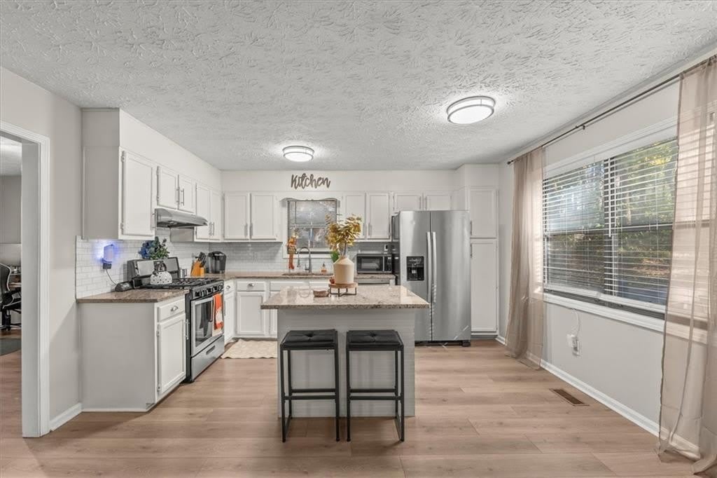 4041 Woodbridge Court – photo 5