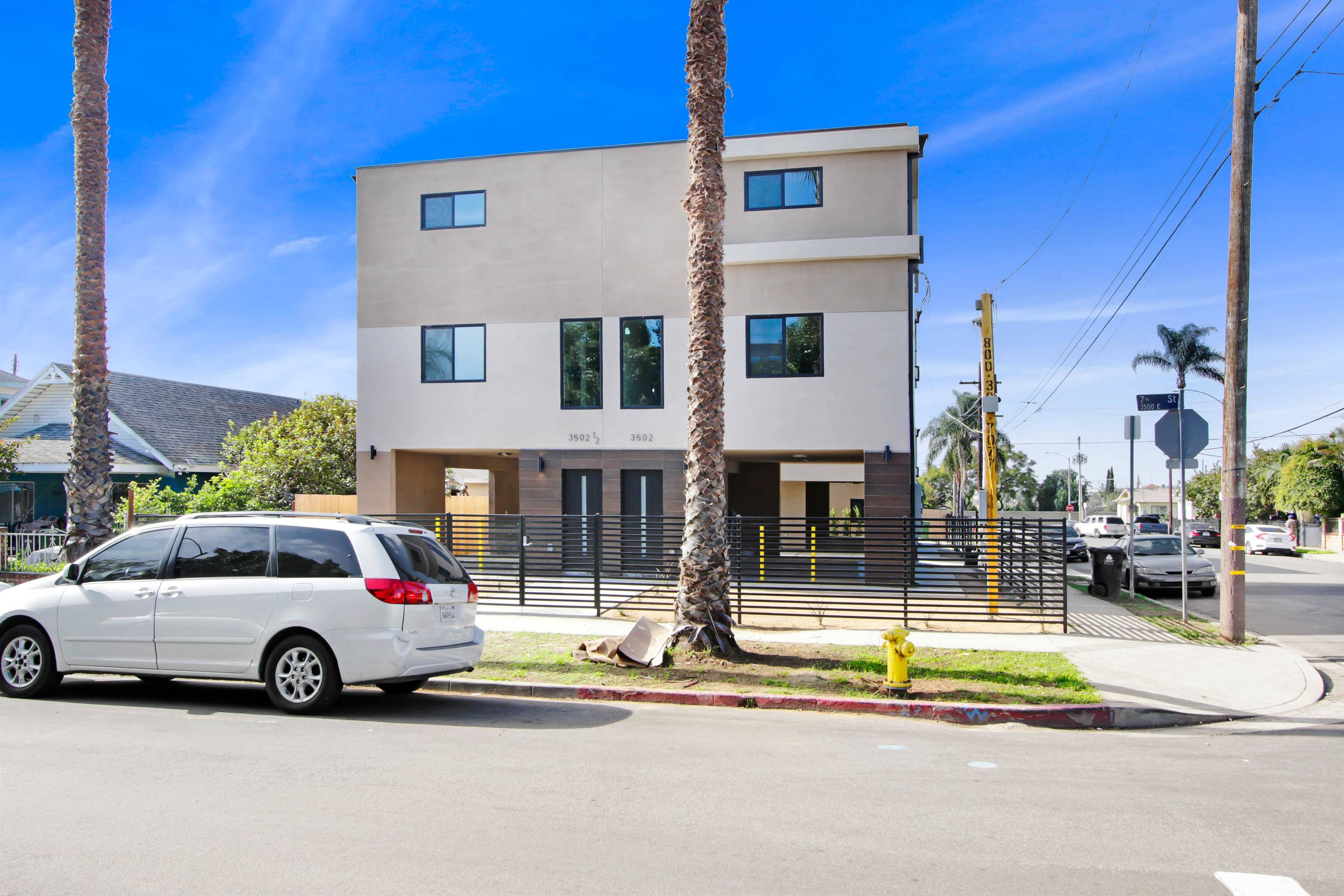 3502 1/2 E. 7th St. – photo 4