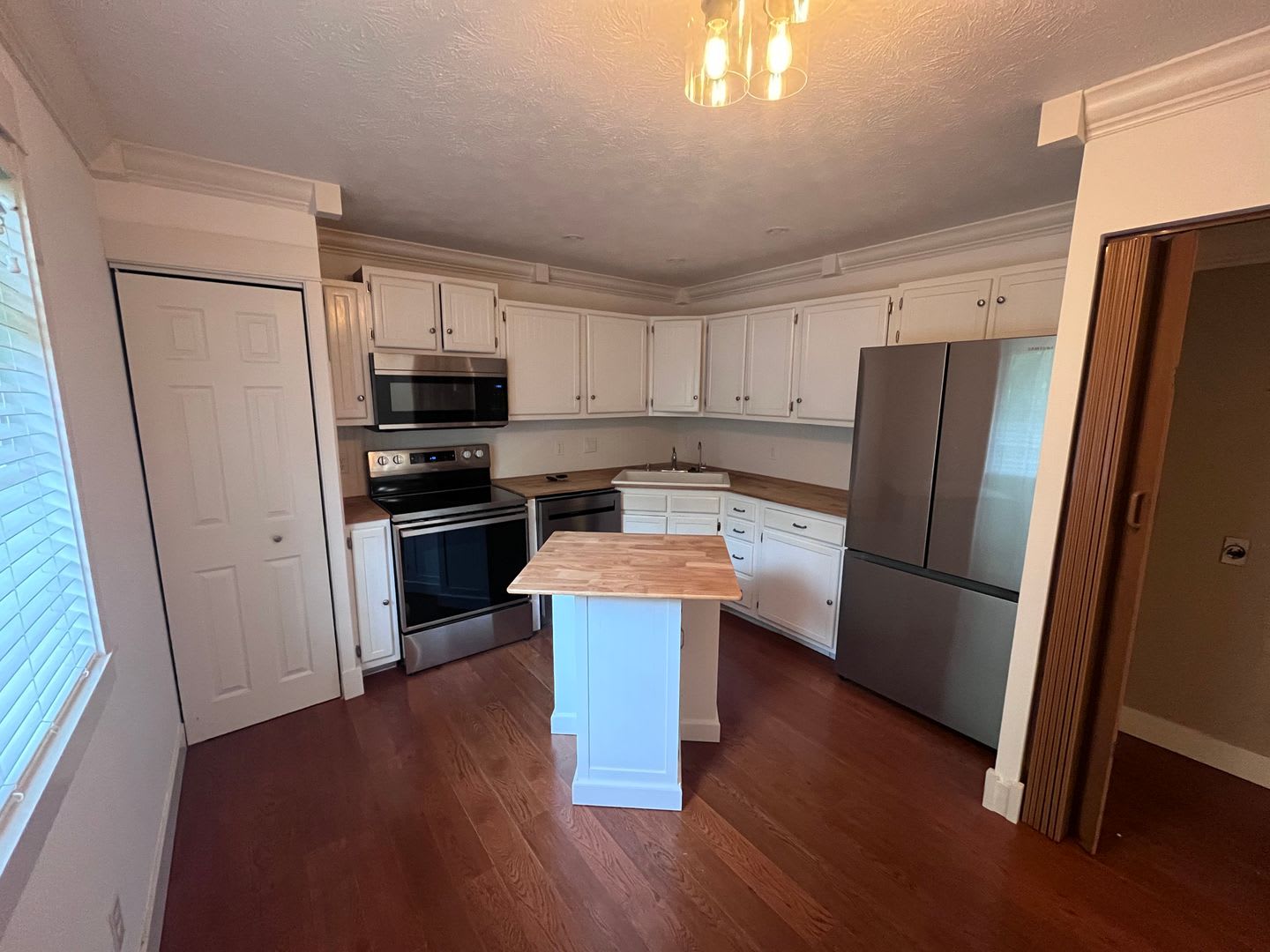3 Bedroom House! – photo 4
