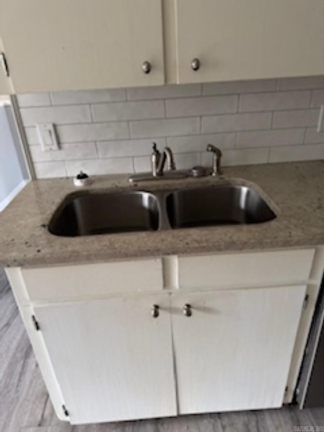980 Woodcrest – photo 5