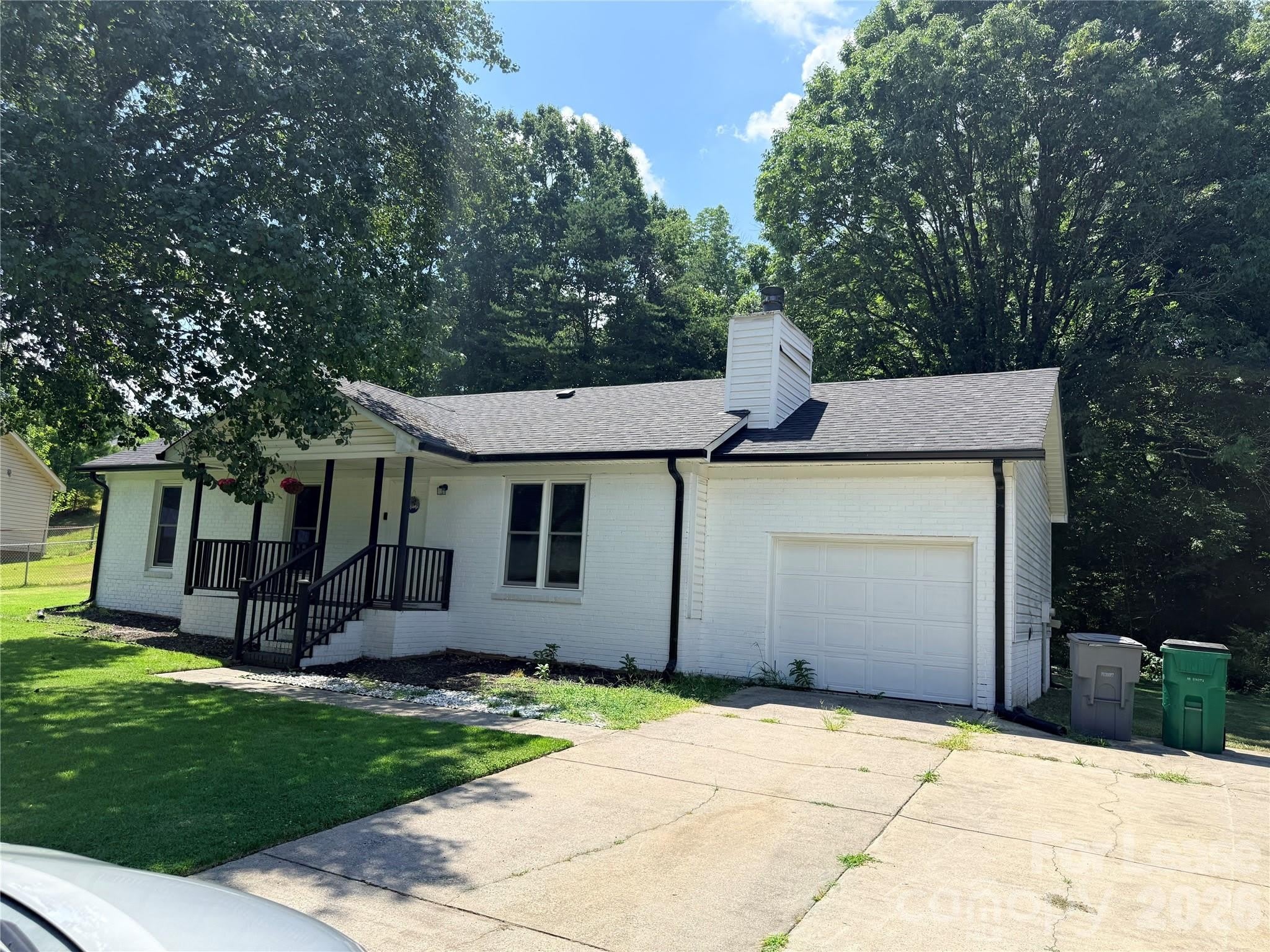 5819 Woodrock Court – photo 2