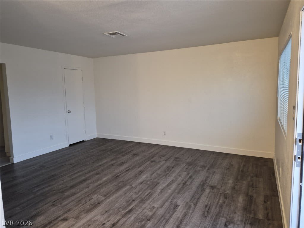1831 N Walnut Road – photo 3